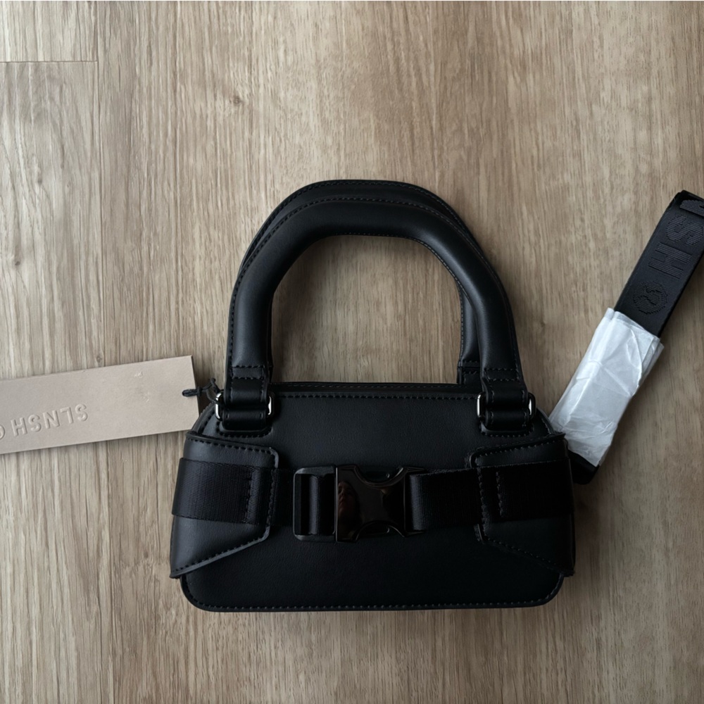 Lululemon Black Leather Alt. Top Handle Mini Belt Bag SLNSH Collection *NEW* - Picture 2 of 4